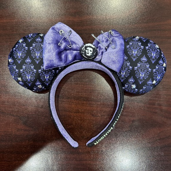 Disney Parks Haunted Mansion 2021 EARS Headband Purple Wallpaper Madame Leota - Picture 1 of 4